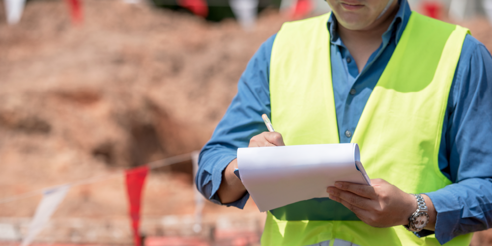 Site inspector signing off hold point construction inspection